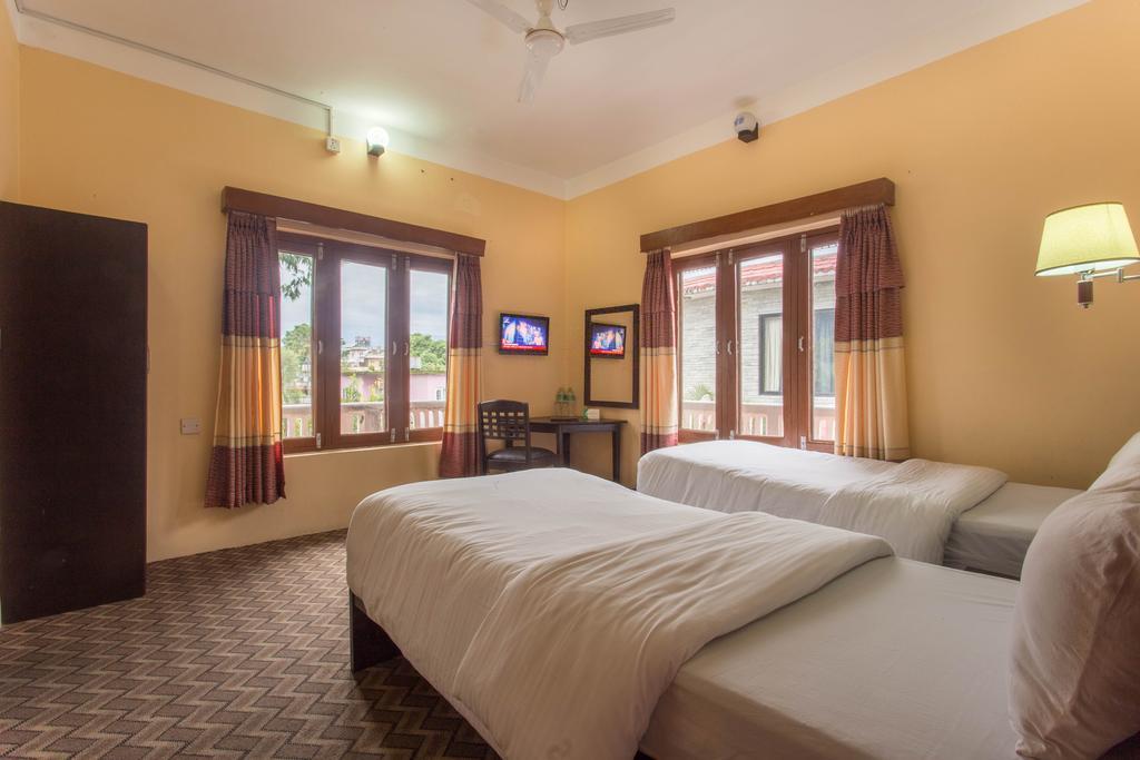 Hotel Peninsula Pokhara Eksteriør bilde