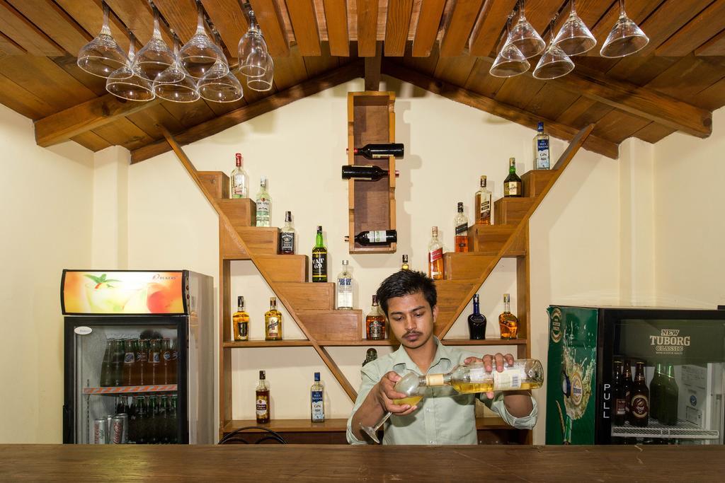 Hotel Peninsula Pokhara Eksteriør bilde