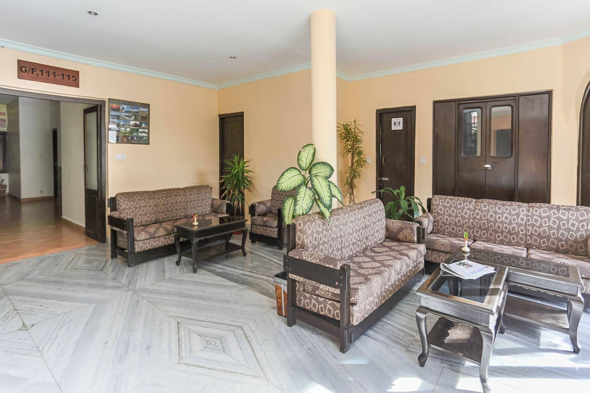 Hotel Peninsula Pokhara Eksteriør bilde